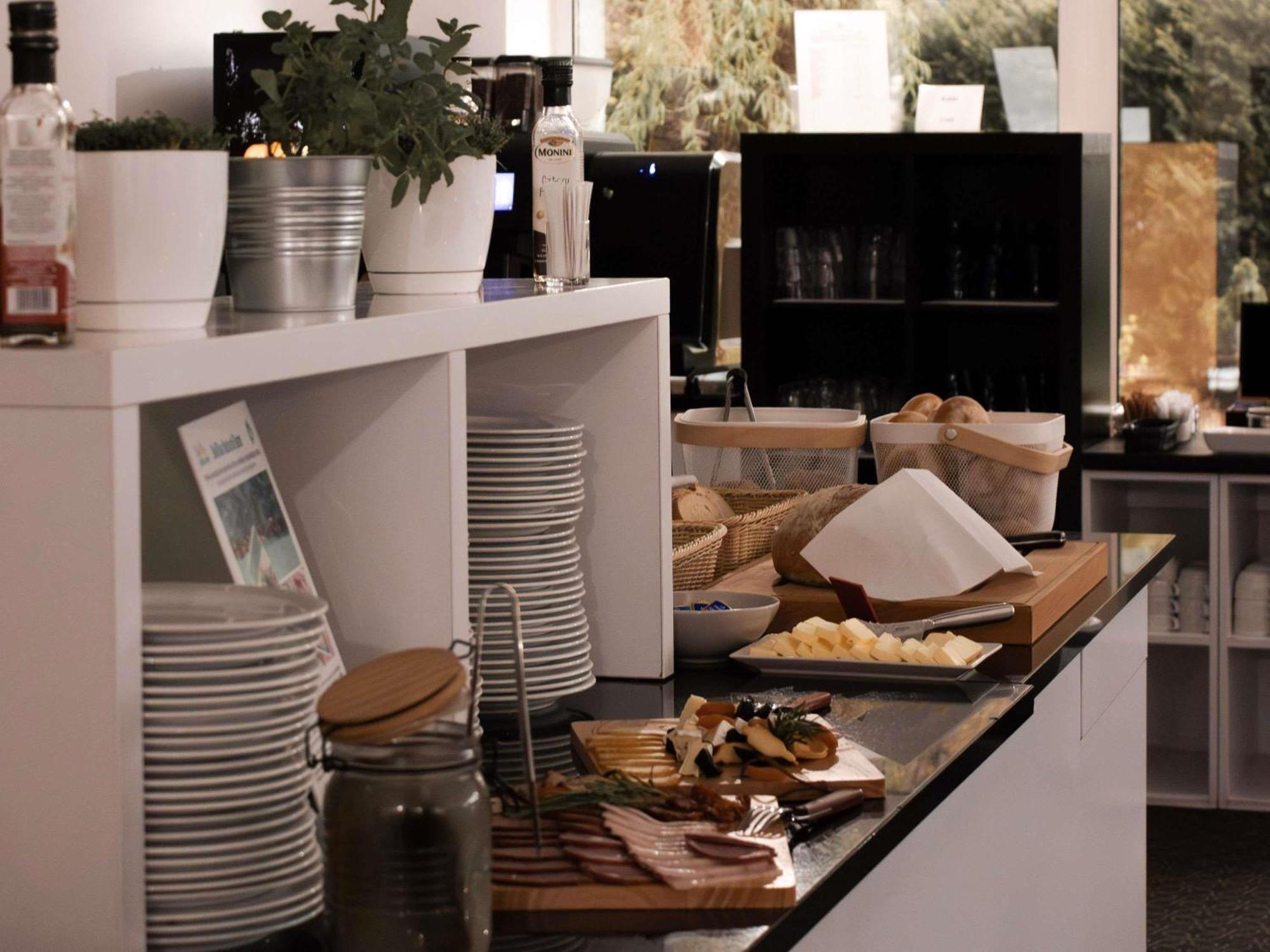 Ibis Styles Bielsko Biala Hotell Exteriör bild
